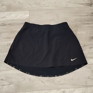 Ladies Nike golf skirt